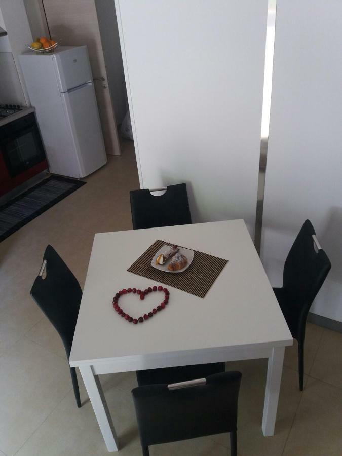 Maui Apartament Alcamo Buitenkant foto